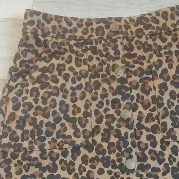Cato Women Cheetah Print Faux Suede Skirt Size XS - Picture 3 of 8
